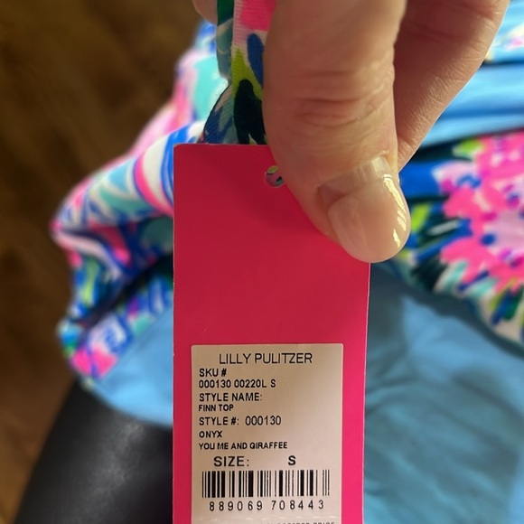 Lilly pulitzer finn top in onyx, you me and giraffee size small new with tags - Picture 6 of 8